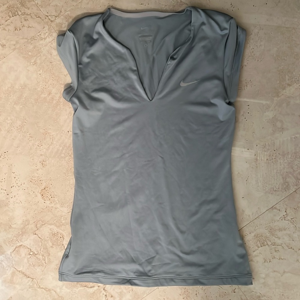 Dry fit Nike tennis top